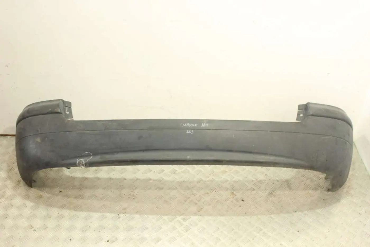 Бампер задний к Renault Scenic 1997