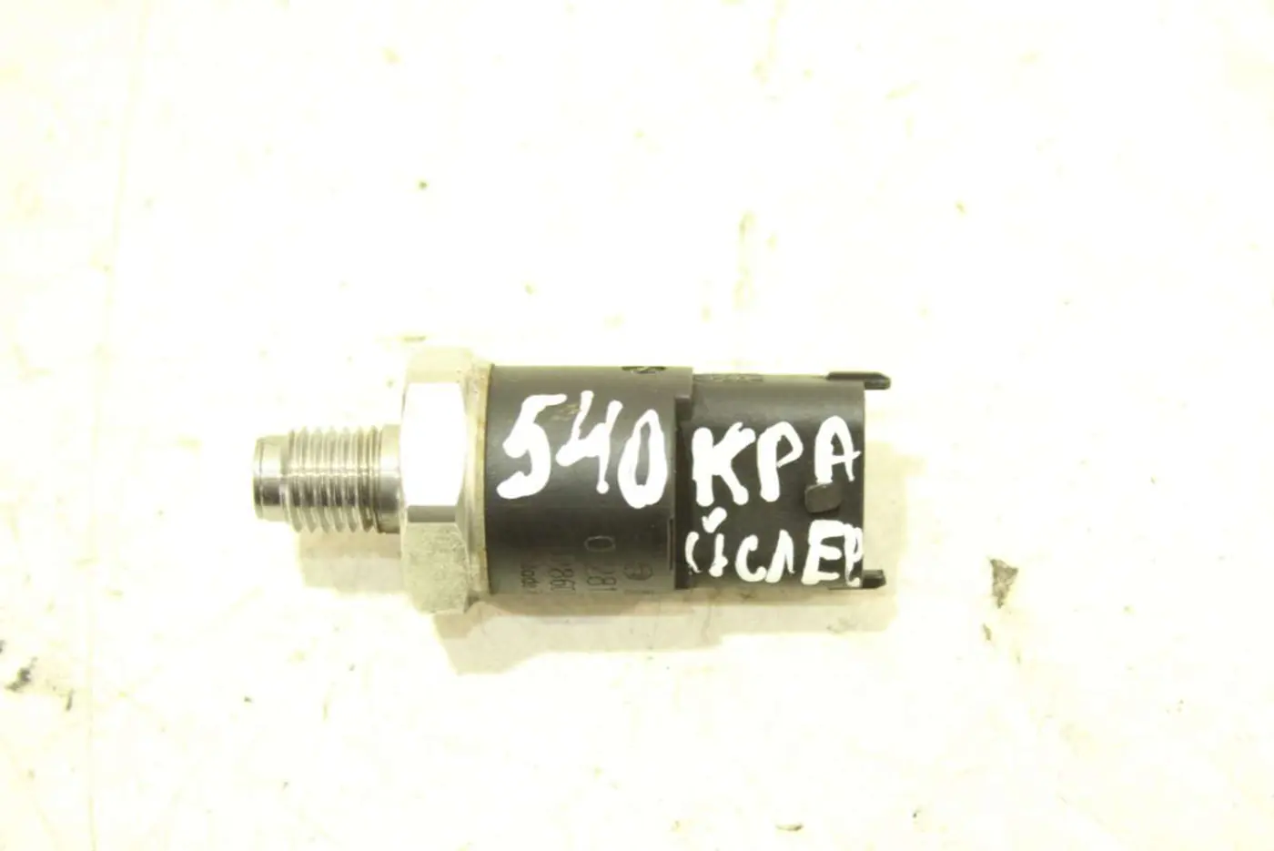 Датчик давления топлива к Dodge Caravan 2003