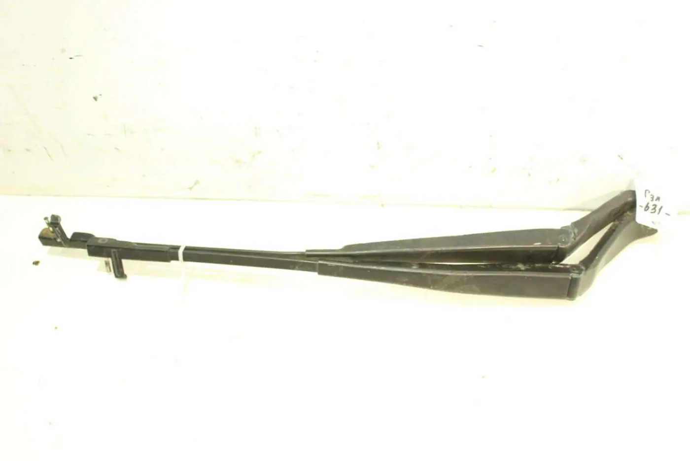 Щеткодержатель к Ford Galaxy 2004