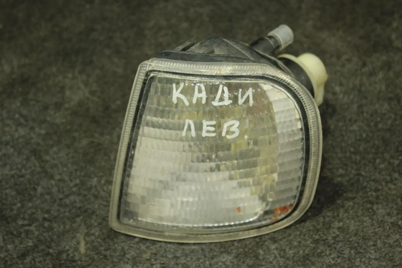 Поворотник левый к SEAT Inca 1998