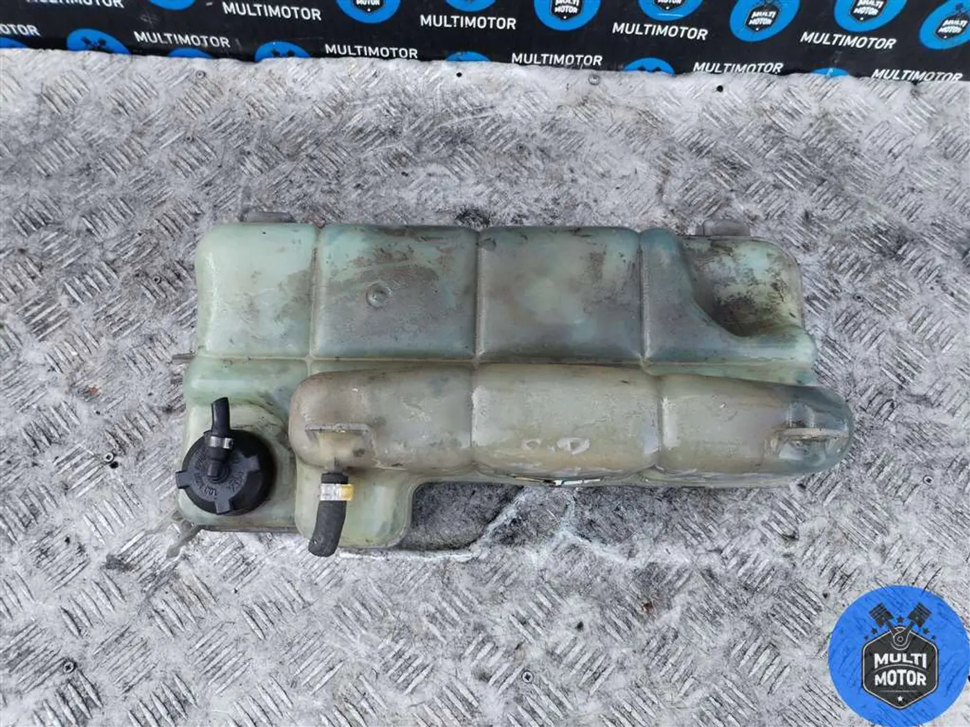 Бачок расширительный к Iveco  2003