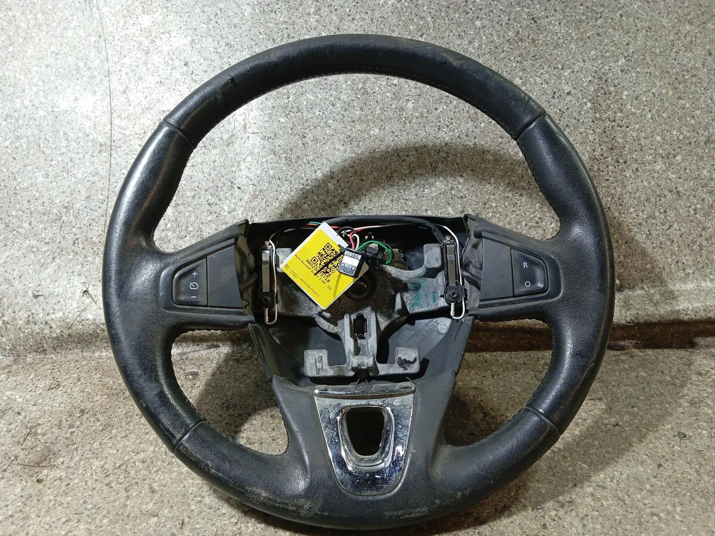 Руль к Renault Scenic 2011