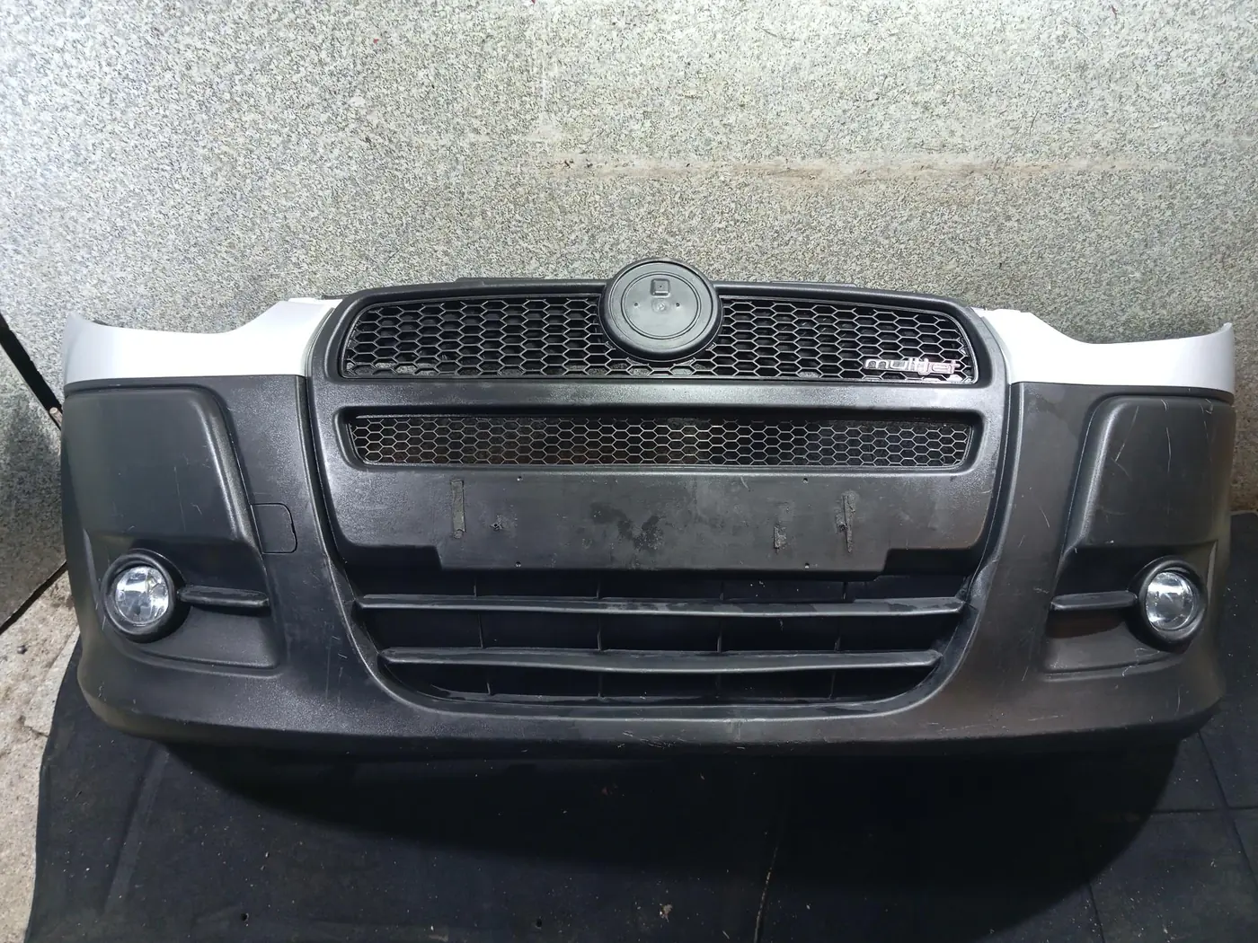 Бампер передний к Fiat Doblo 2012
