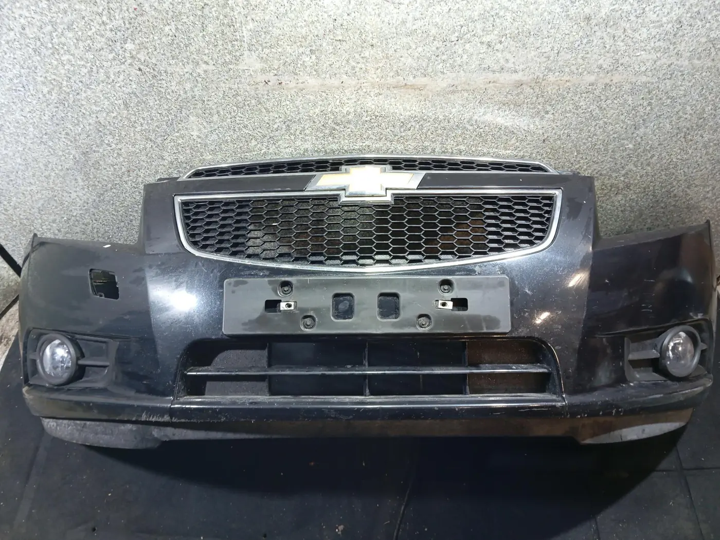 Бампер передний к Chevrolet Cruze 2010