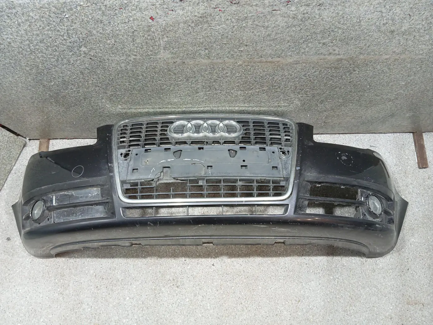 Бампер передний к Audi A4 2007
