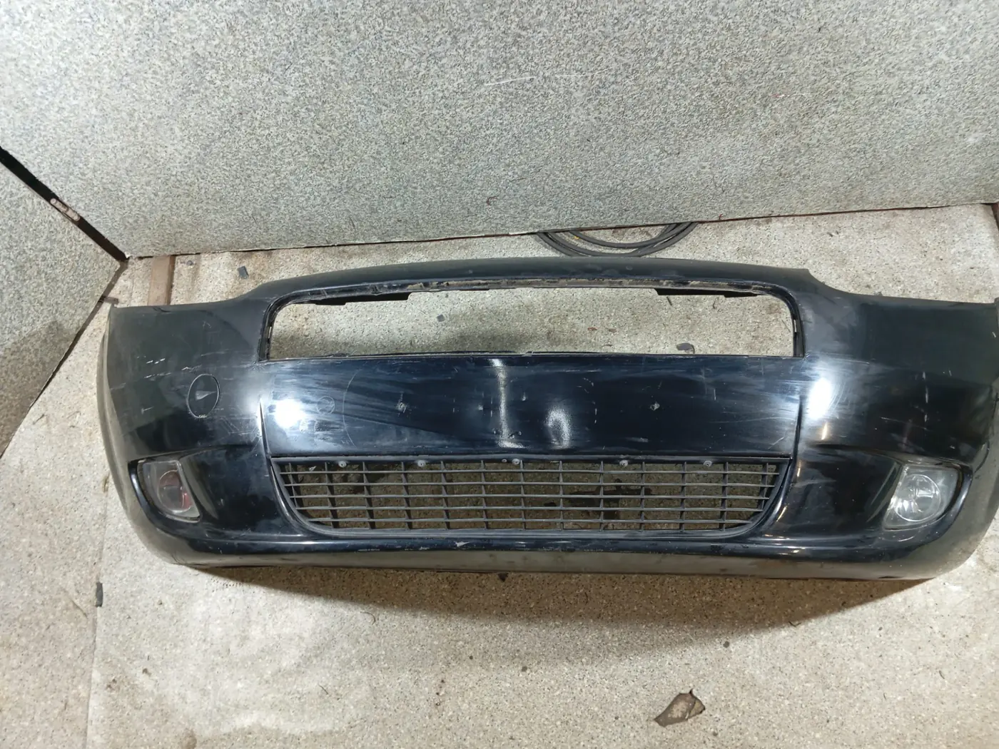 Бампер передний к Fiat Punto 2008