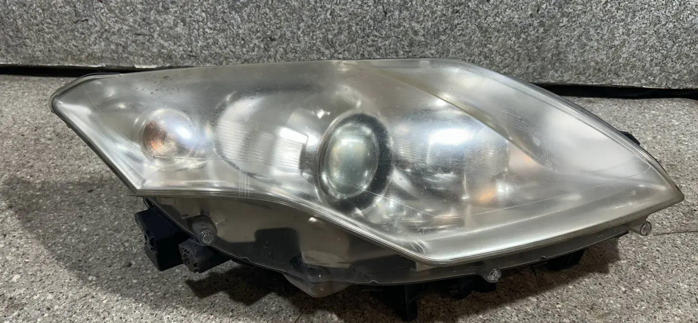 Фара правая к Renault Laguna 2010