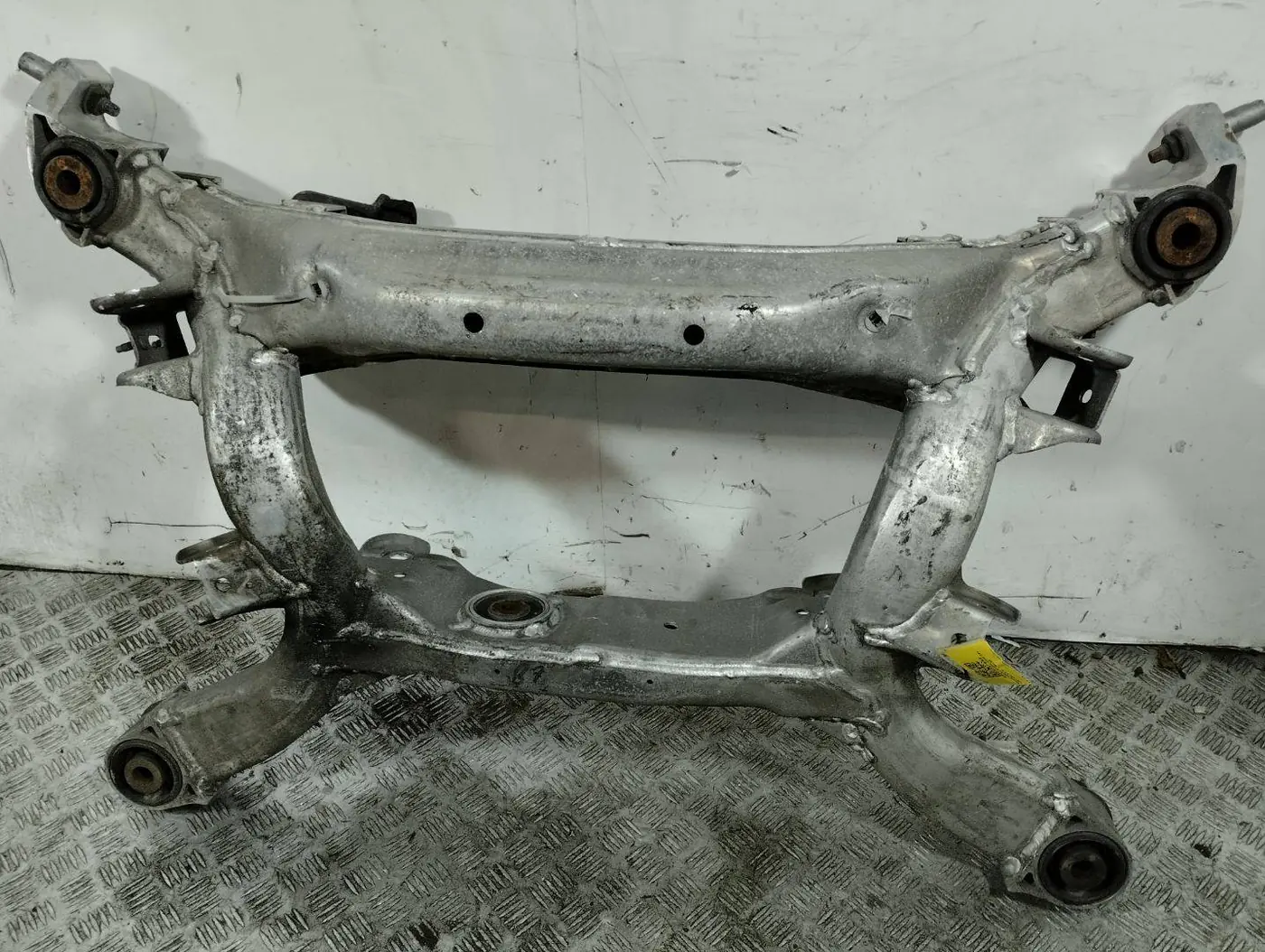 Балка подвески задняя к Nissan 350Z 2007