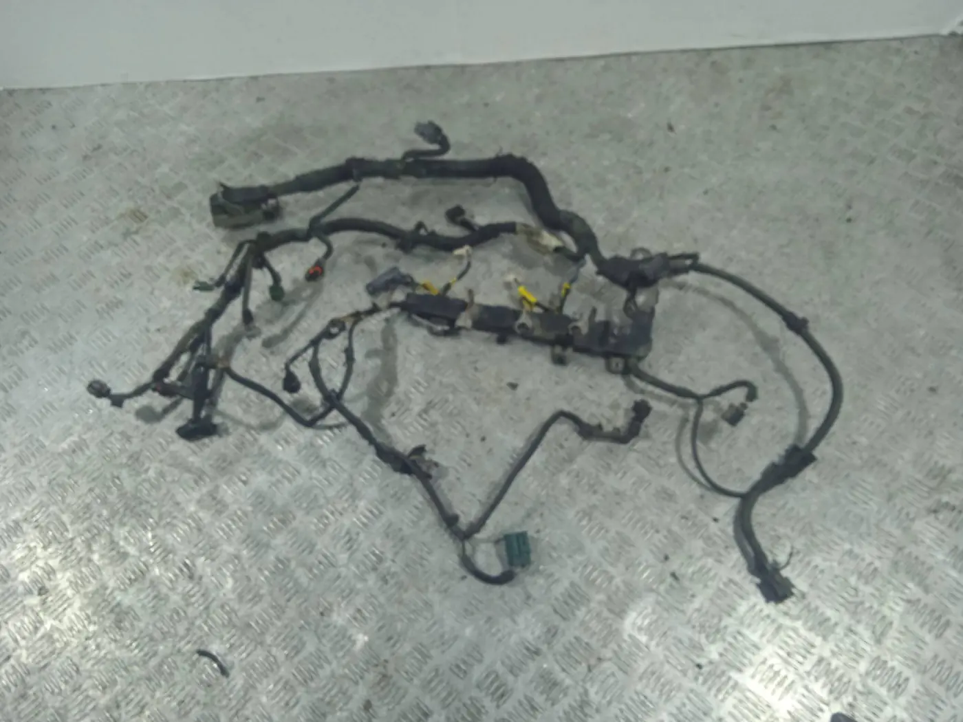 Проводка двигателя к Opel Corsa 2008