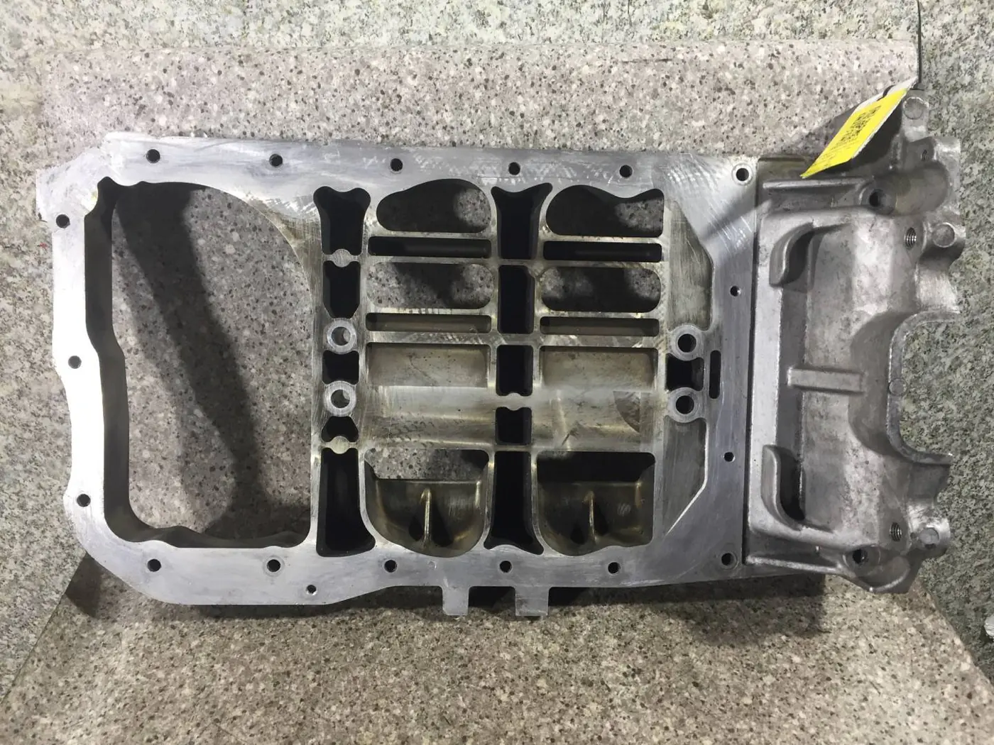 Поддон к Mazda 6 2008