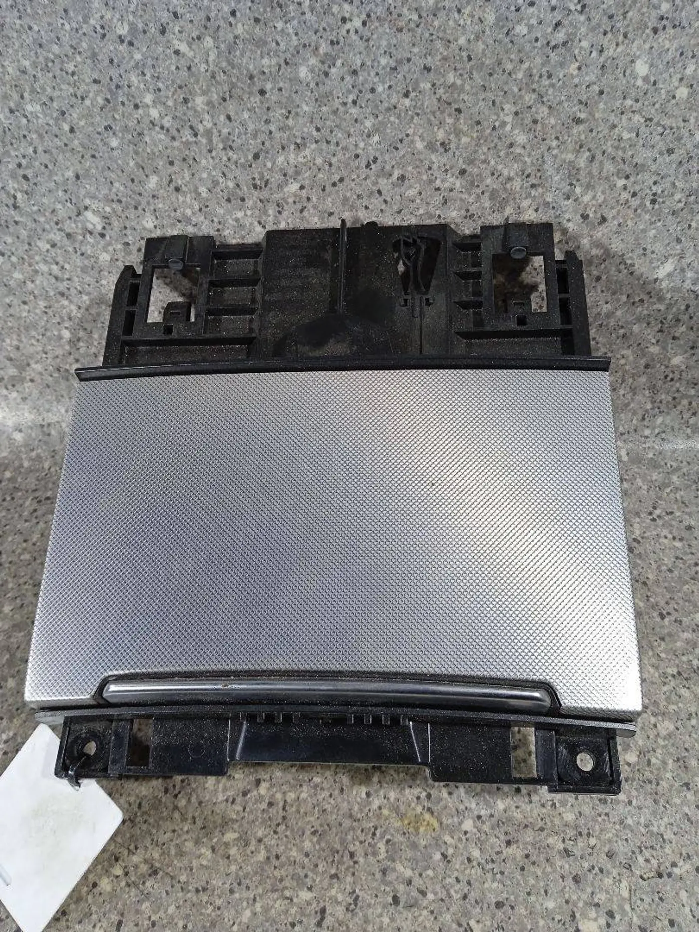 Пепельница к Audi A6 2013