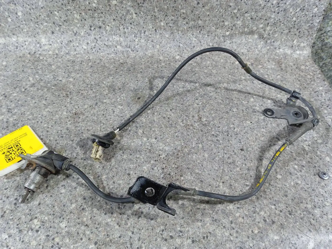 Датчик ABS к Mazda 626 2001