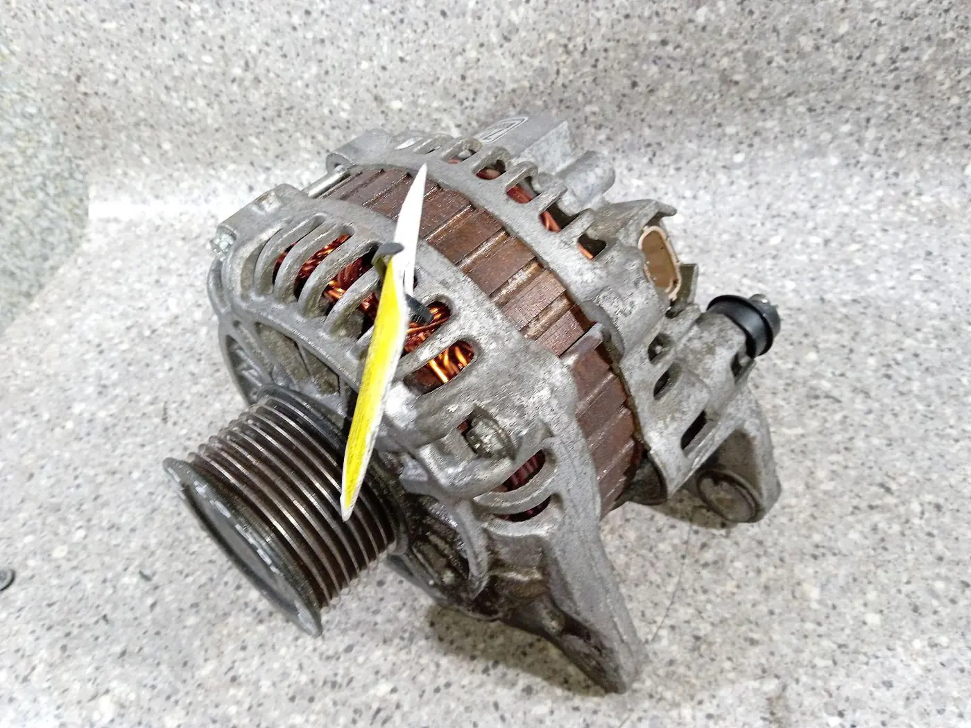 Генератор к Mazda 5 2006