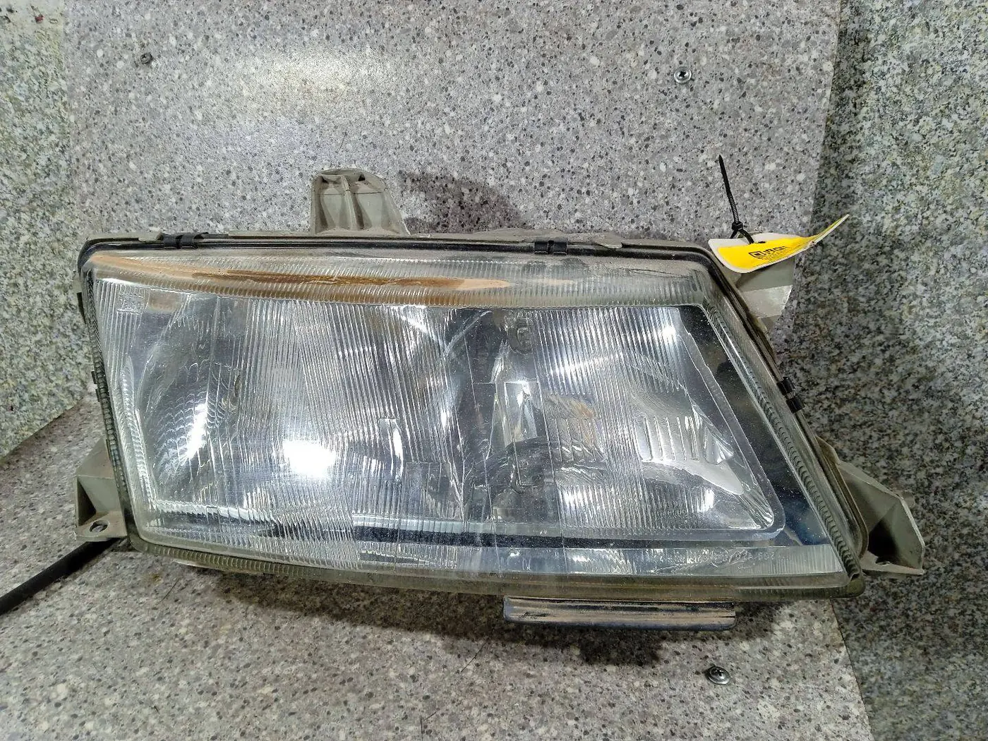 Фара правая к Saab 9-5 1999