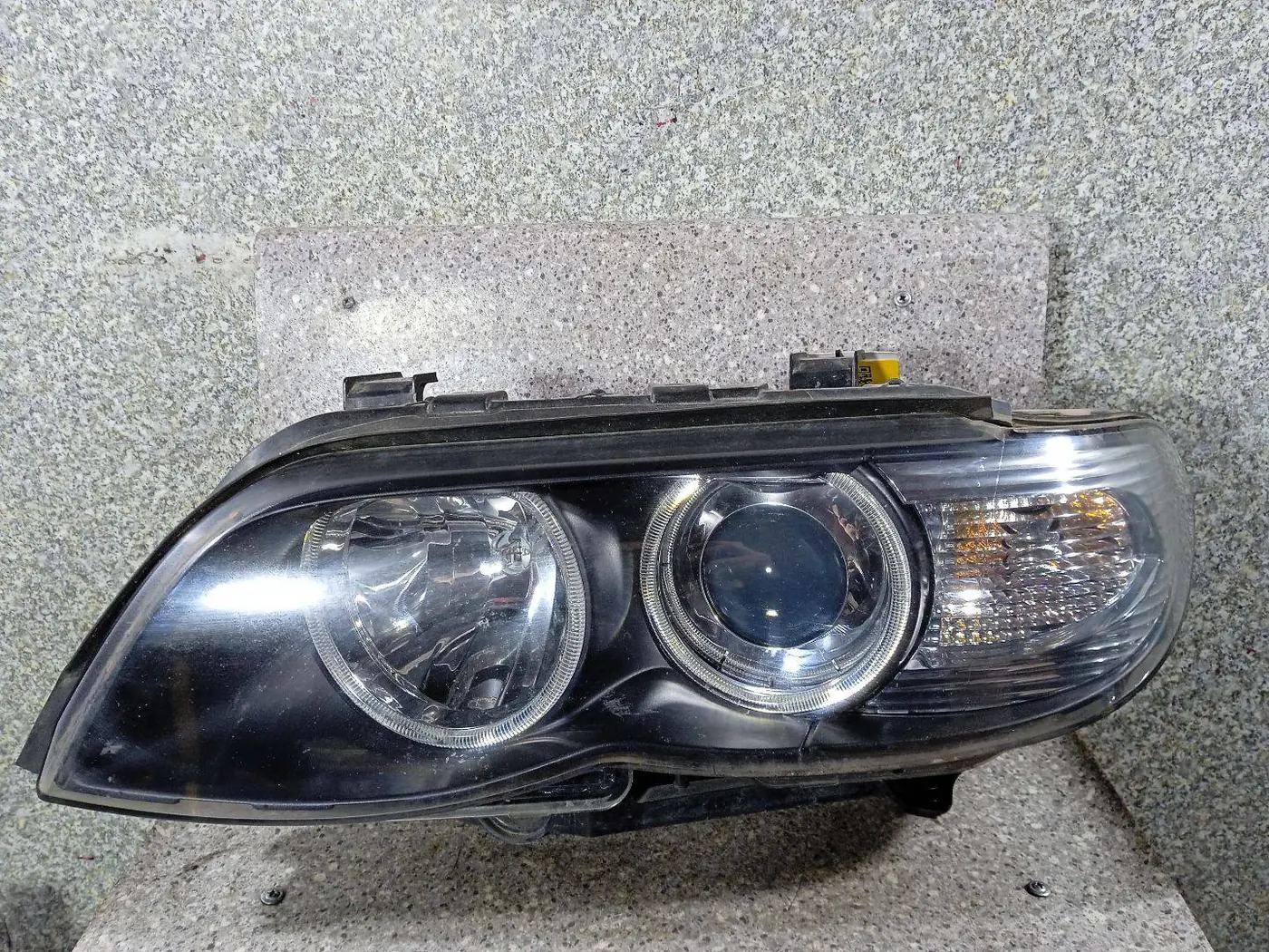 Фара левая к BMW X5 2005