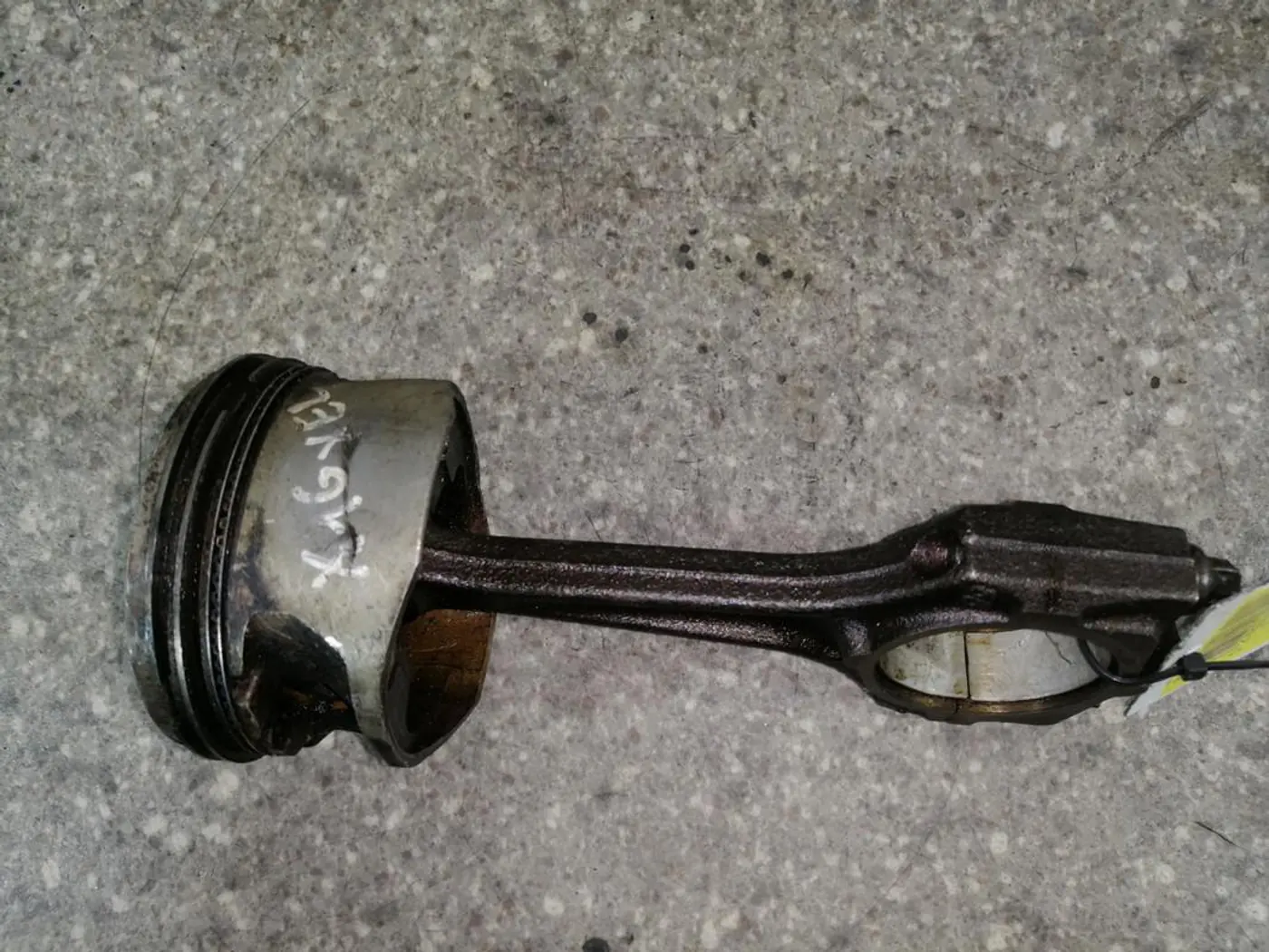 Поршень к Opel Astra 2001
