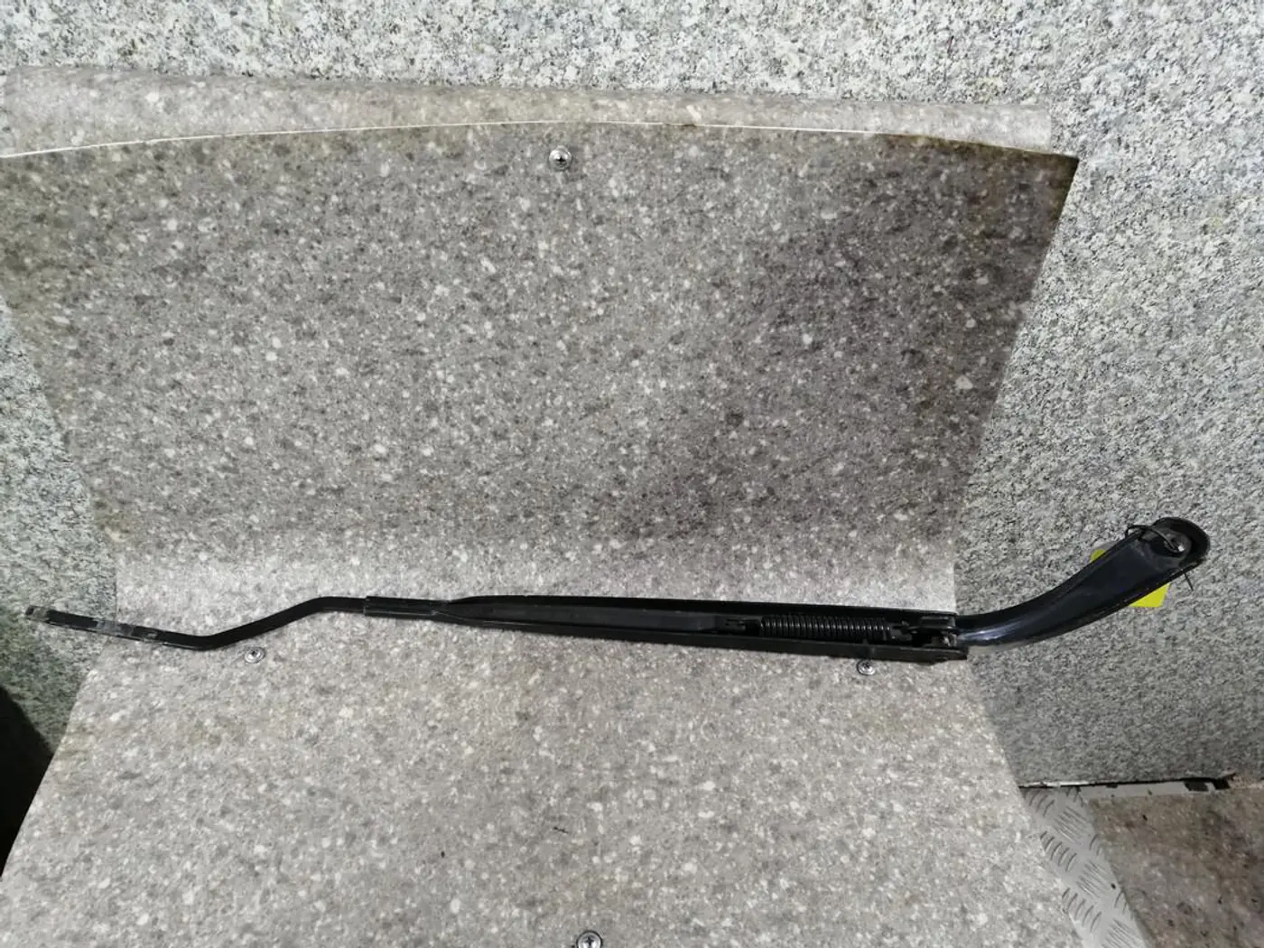 Щеткодержатель к Renault Scenic 2006