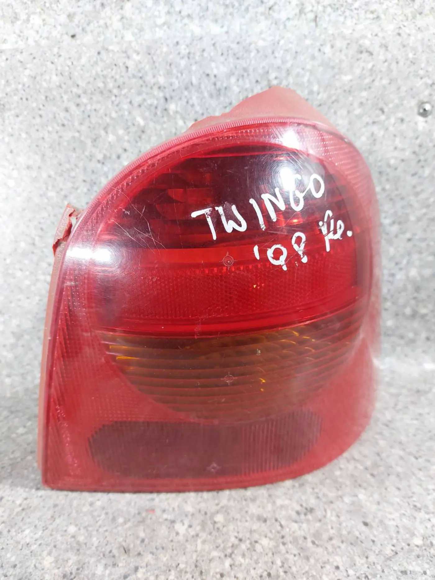Фонарь задний правый к Renault Twingo 2002