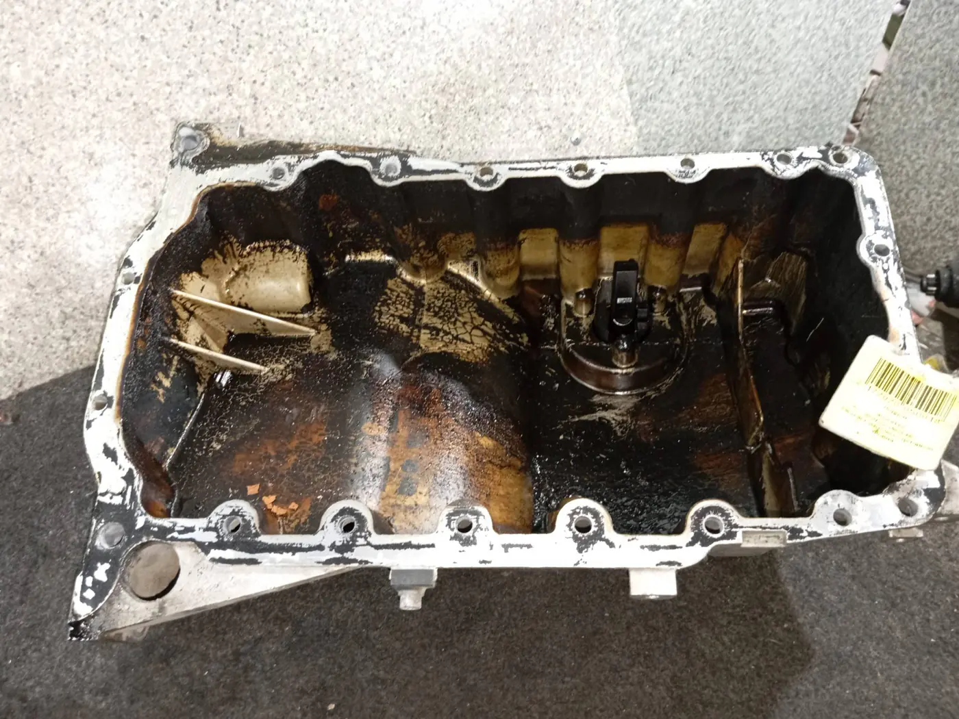 Поддон к Audi A4 2002