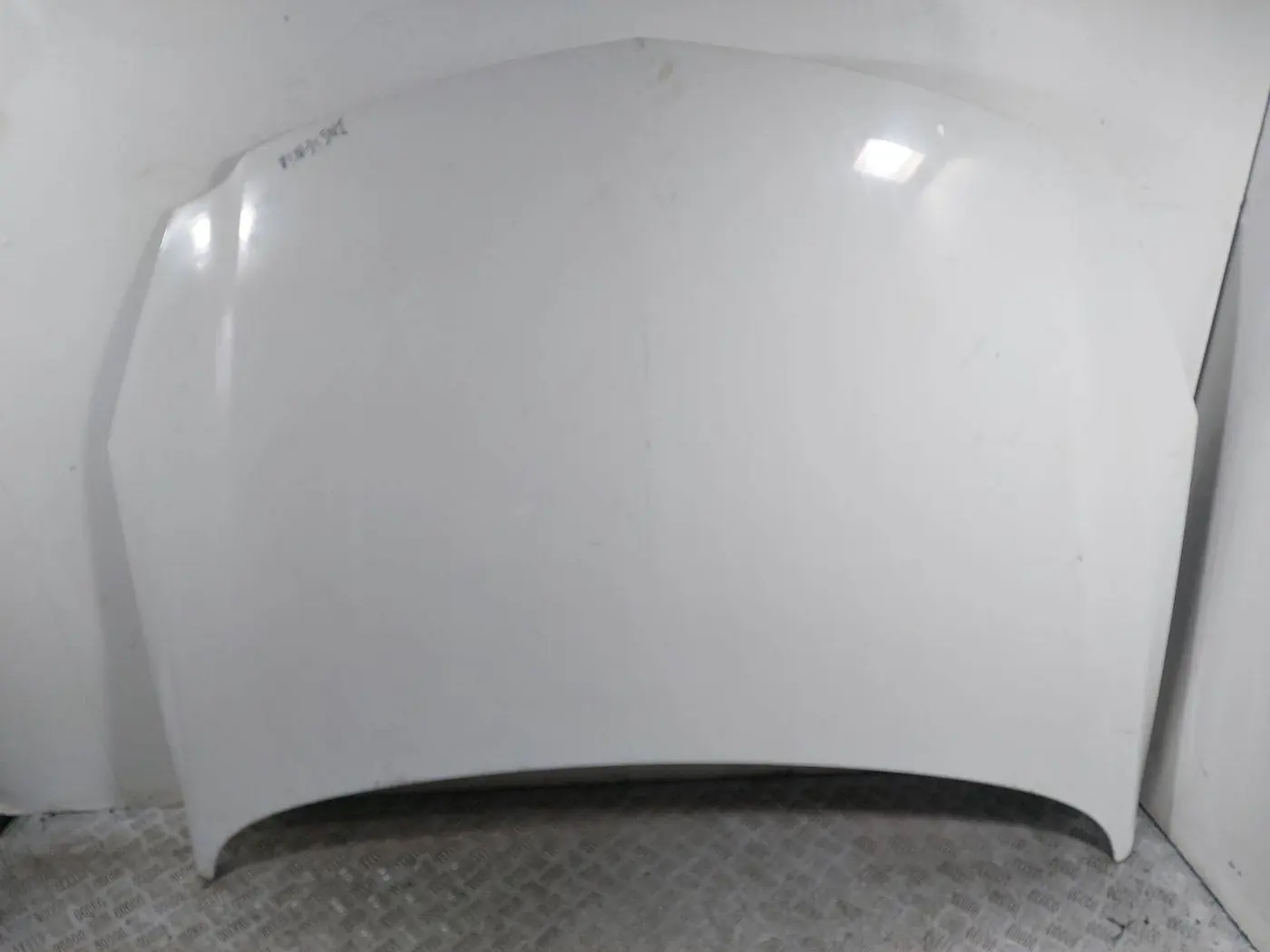 Капот к Opel Insignia 2011