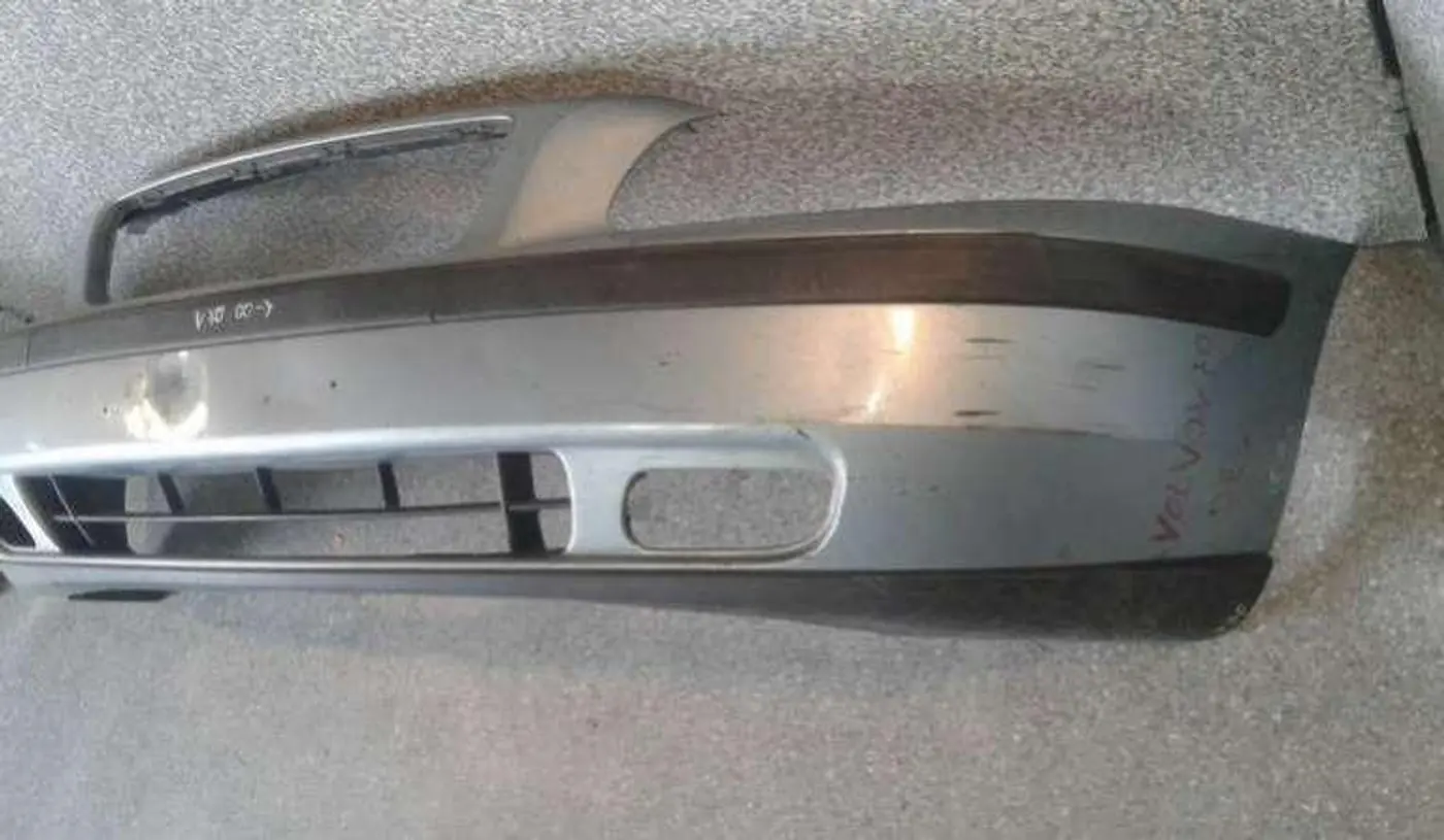 Бампер передний к Volvo V70 2002