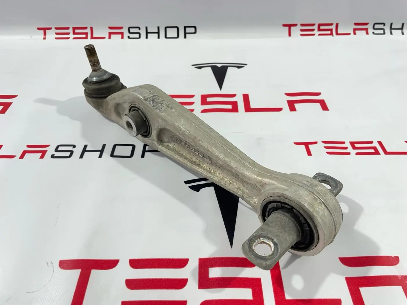 Рычаг передний к Tesla Model 3 2019
