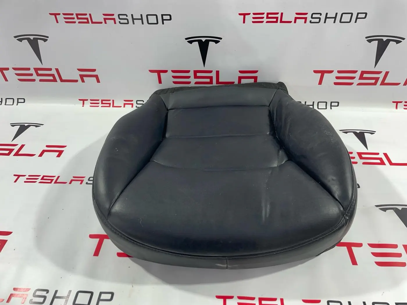 Сиденье переднее к Tesla Model 3 2019