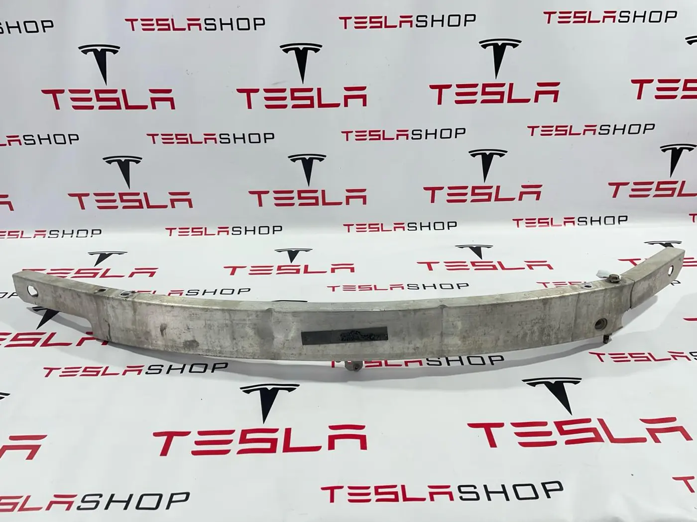 Усилитель бампера к Tesla Model 3 2019