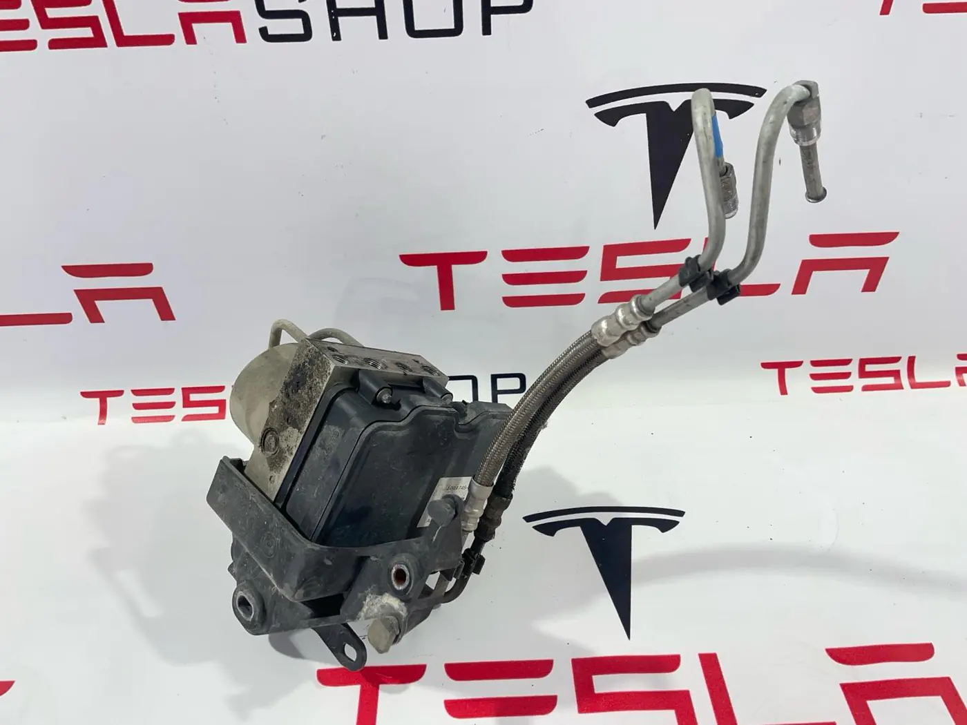 Блок ABS к Tesla Model 3 2019