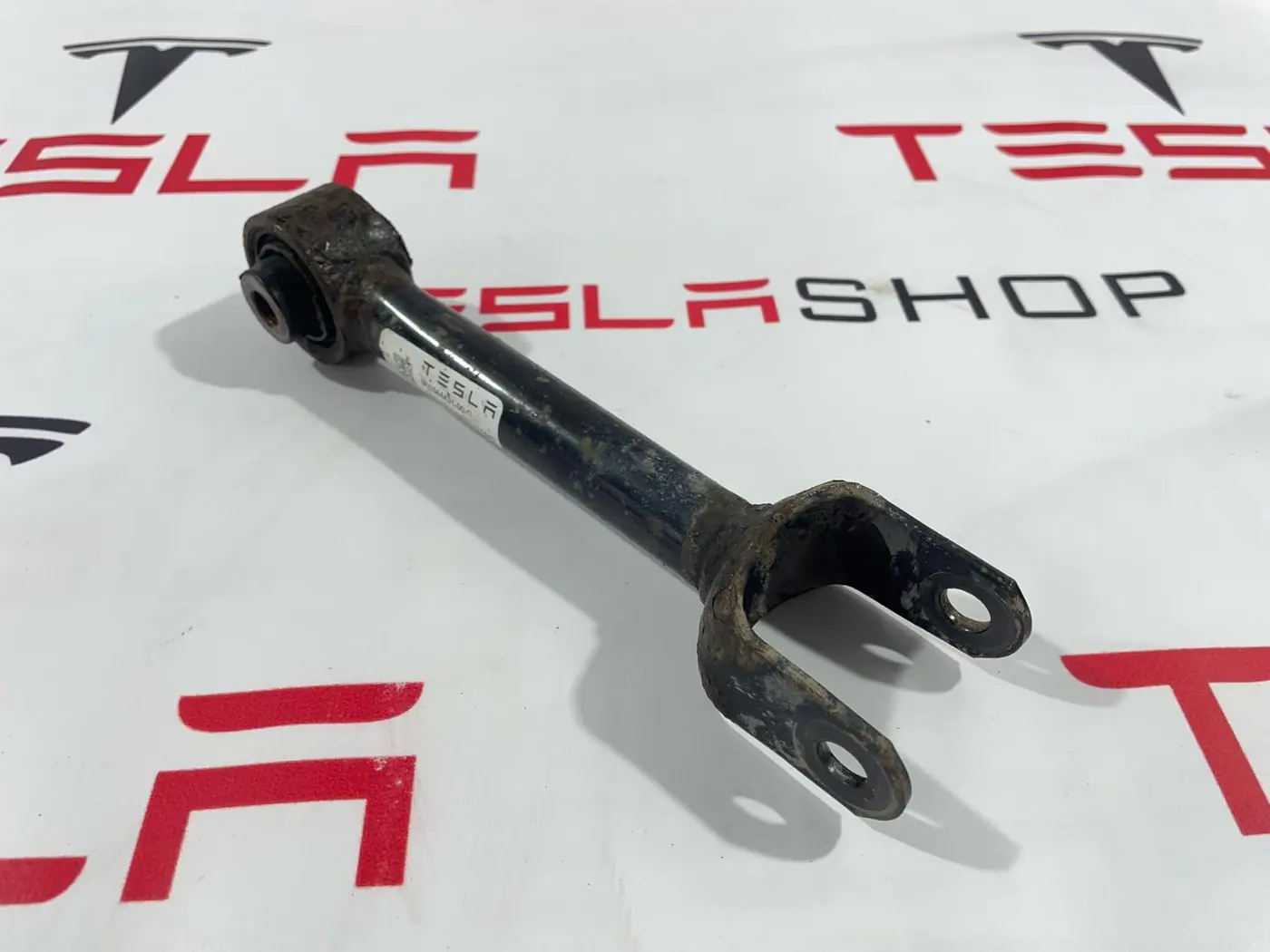 Рычаг задний к Tesla Model 3 2019