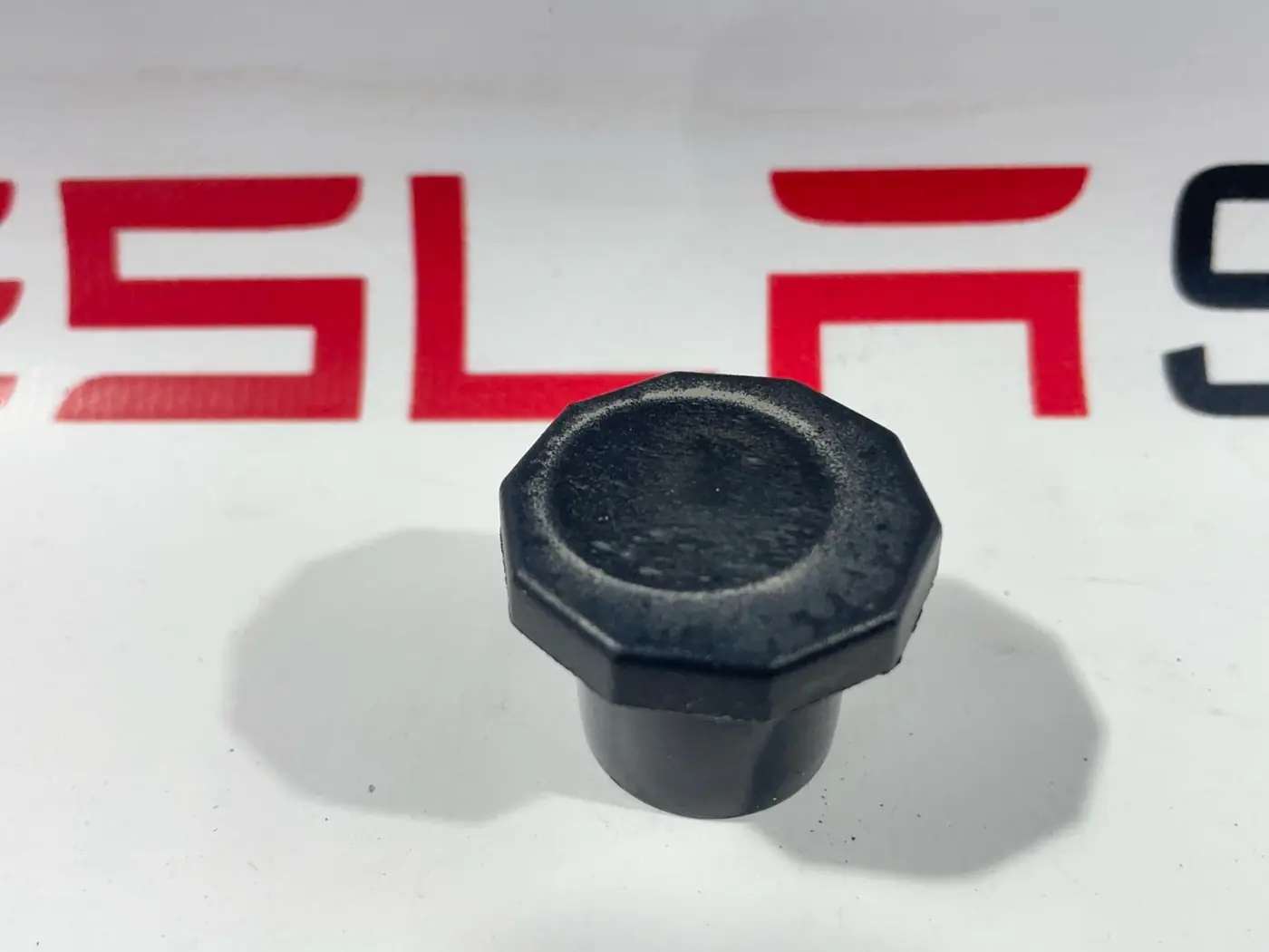 Демпфер к Tesla Model 3 2019