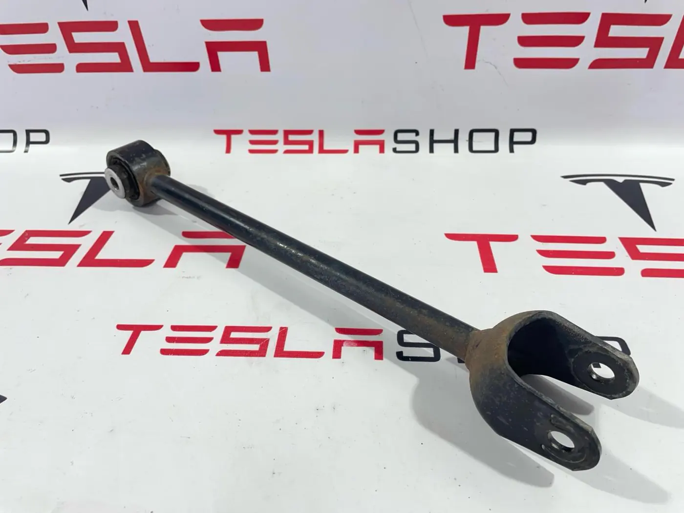 Рычаг задний к Tesla Model 3 2019