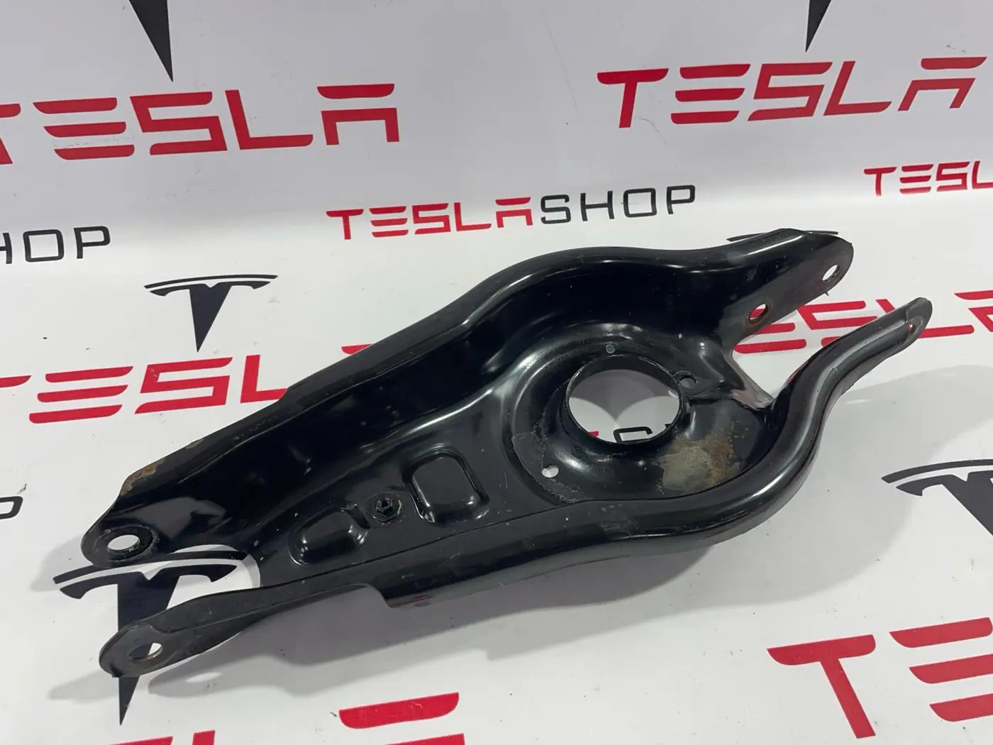 Рычаг задний к Tesla Model 3 2019