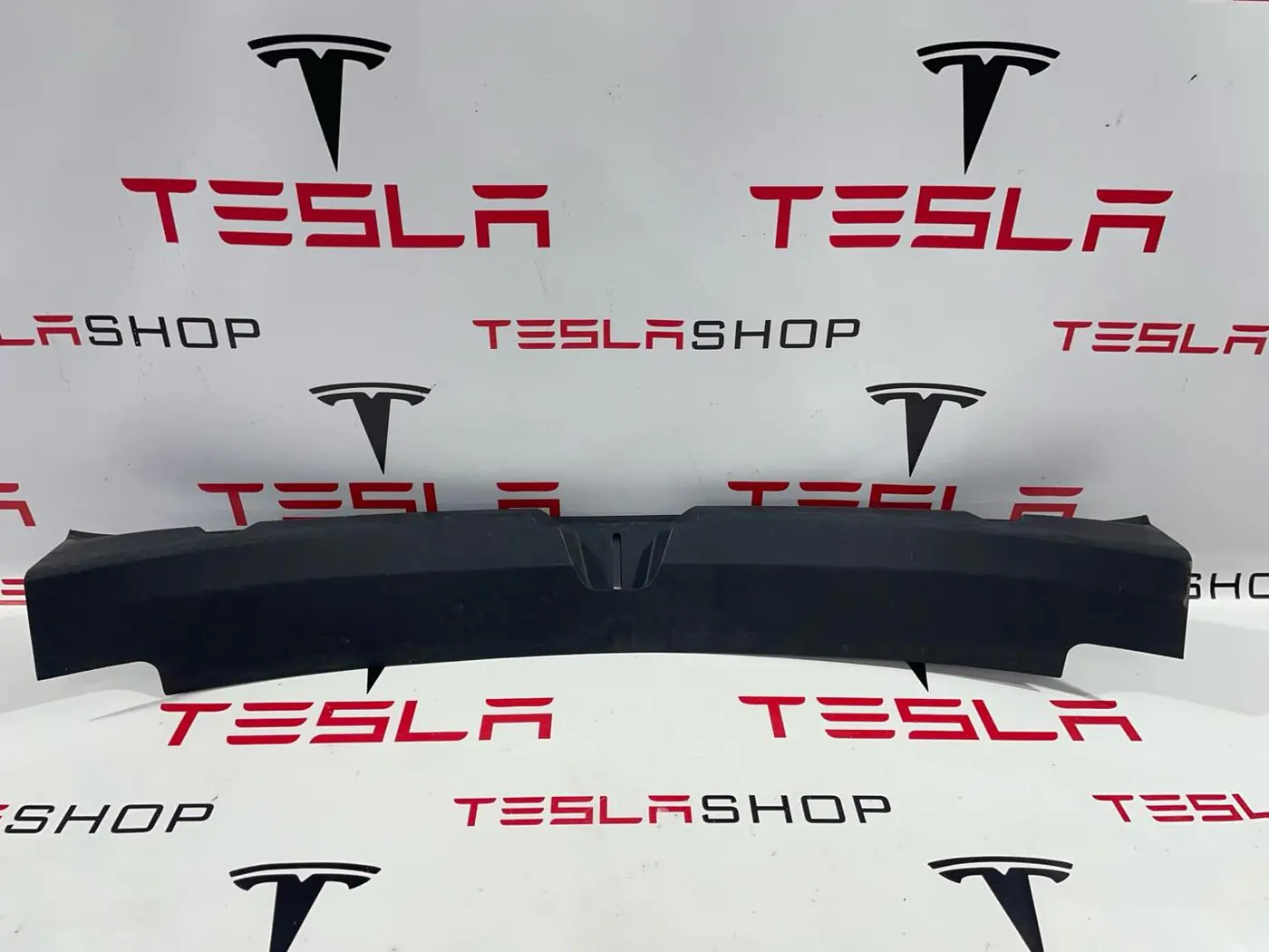 Пластик к Tesla Model 3 2019