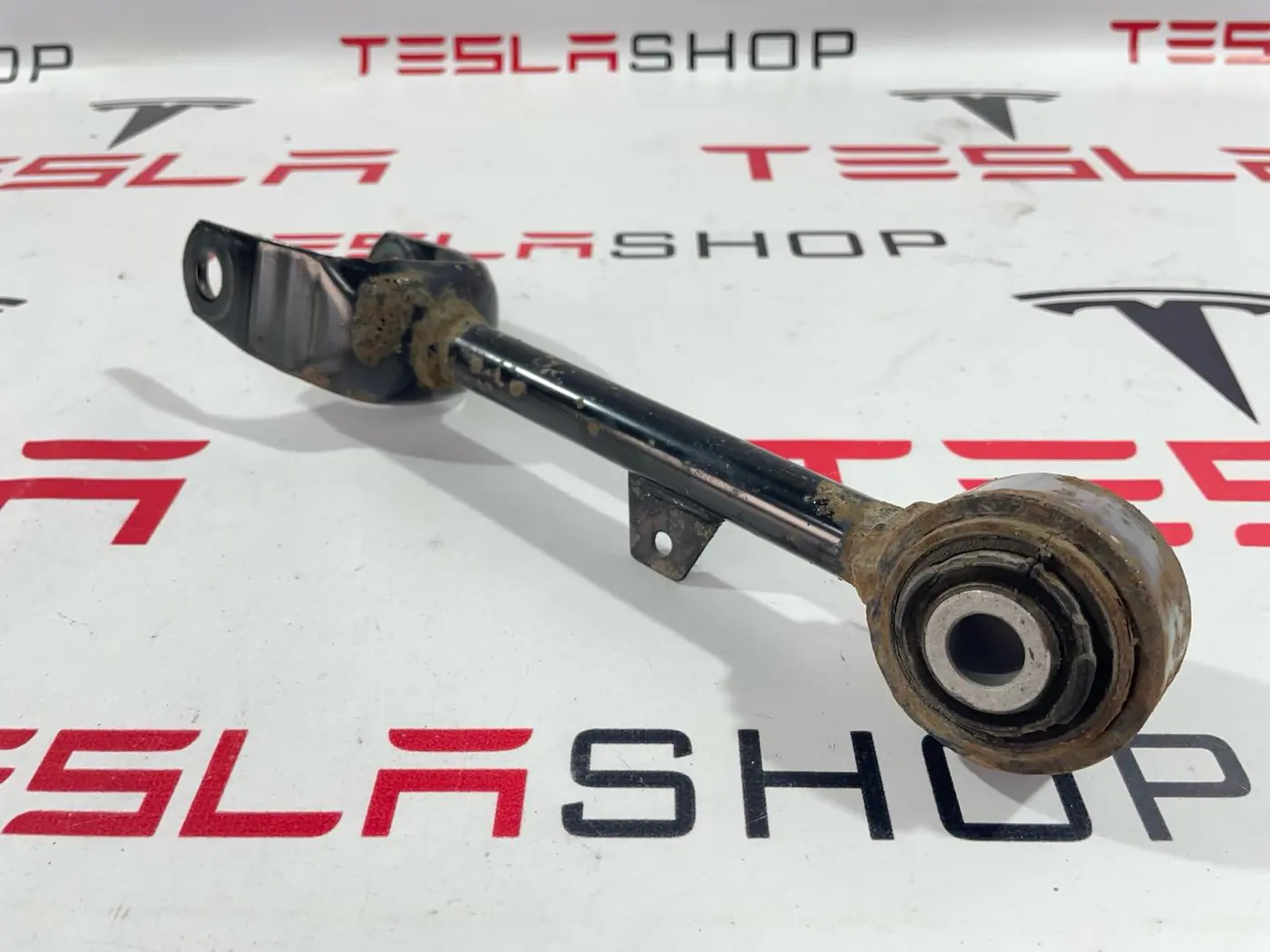 Рычаг задний к Tesla Model 3 2019