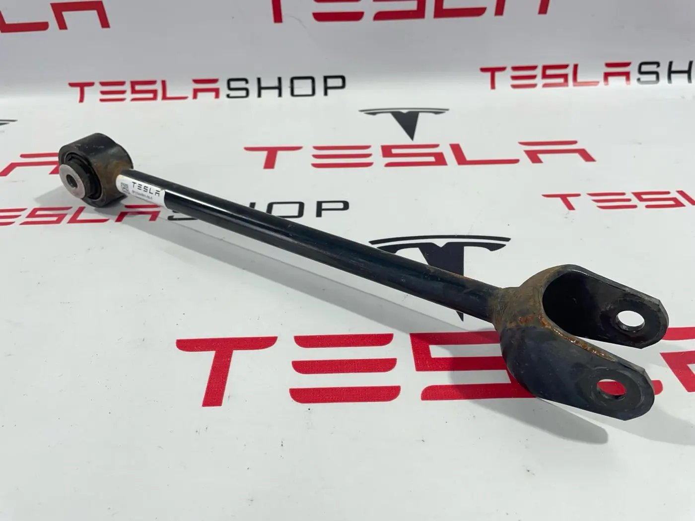 Рычаг задний к Tesla Model 3 2019