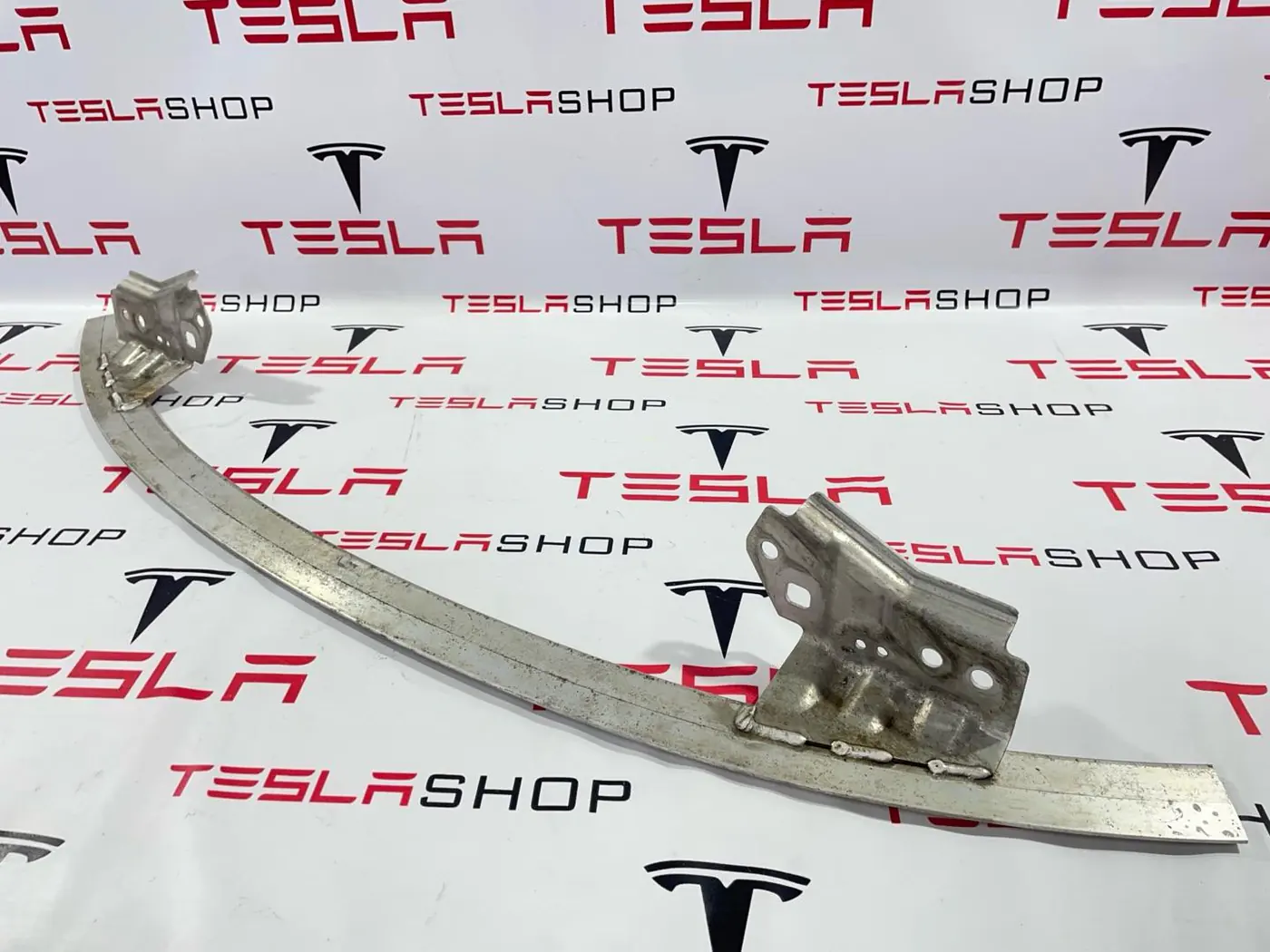 Усилитель бампера к Tesla Model 3 2019