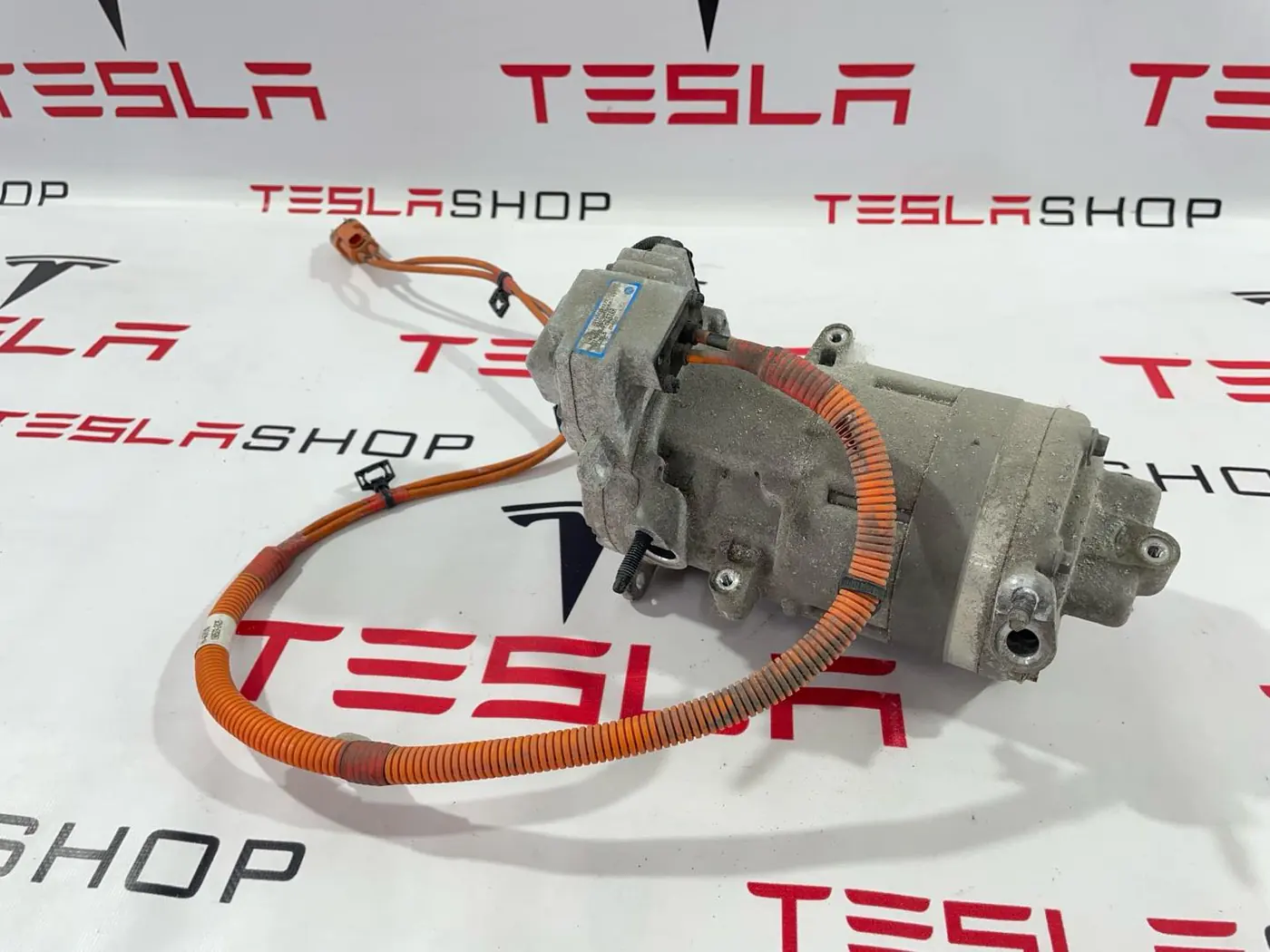 Компрессор кондиционера к Tesla Model 3 2019