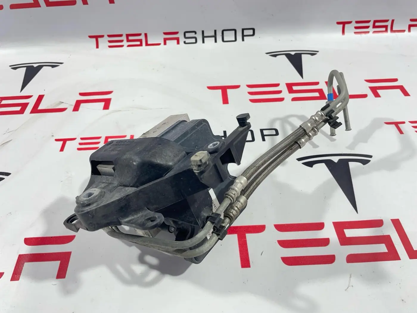 Блок ABS к Tesla Model 3 2019