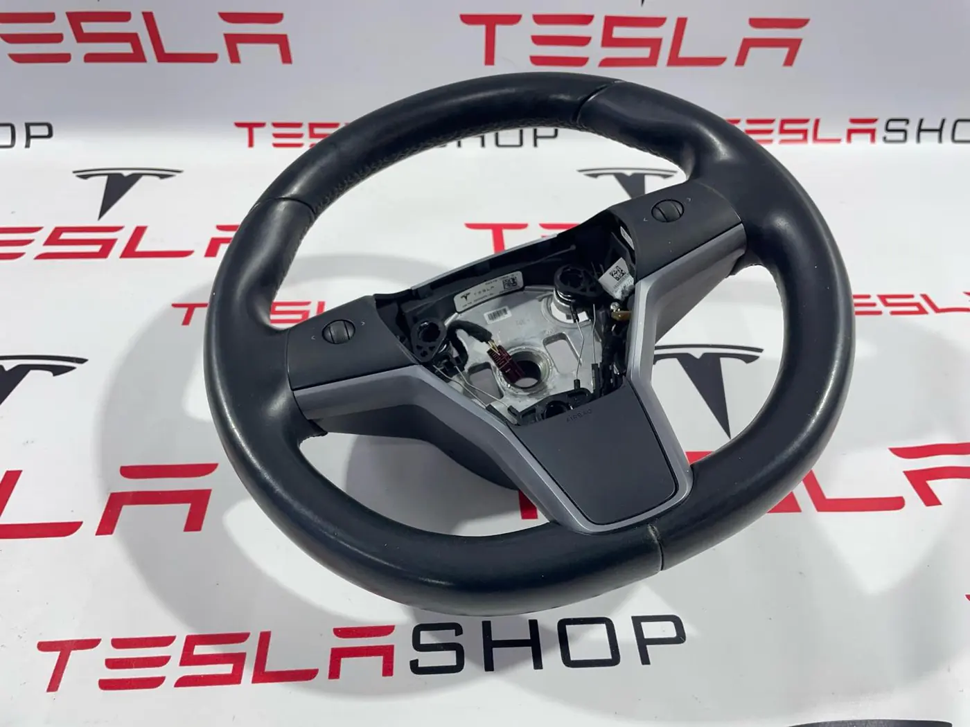 Руль к Tesla Model 3 2019