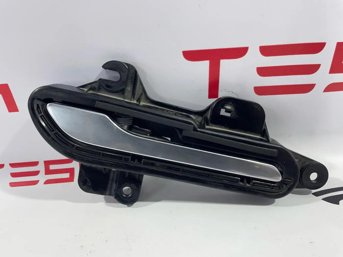 Ручки наружные к Tesla Model 3 2019