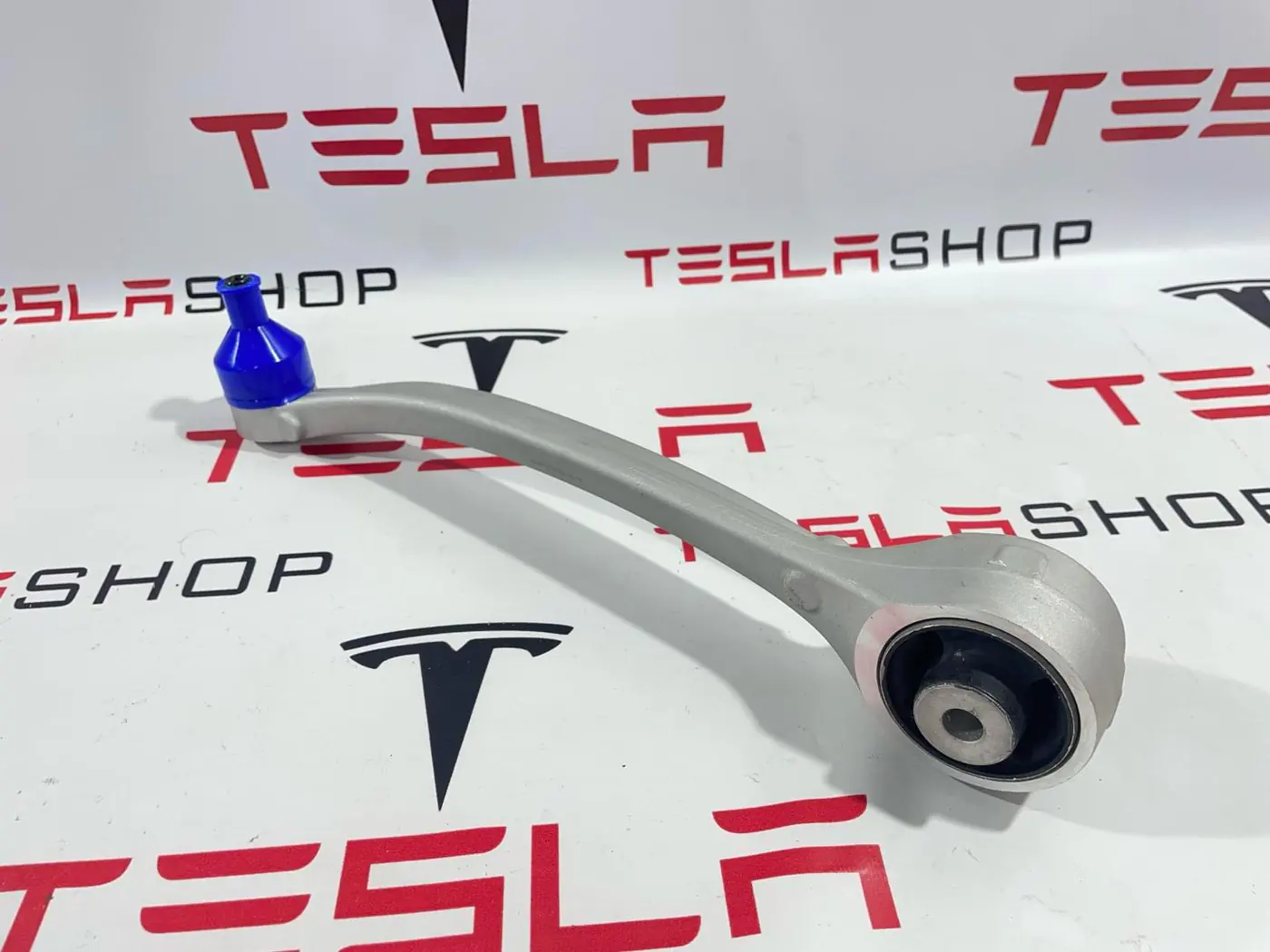 Рычаг передний к Tesla Model S 2019