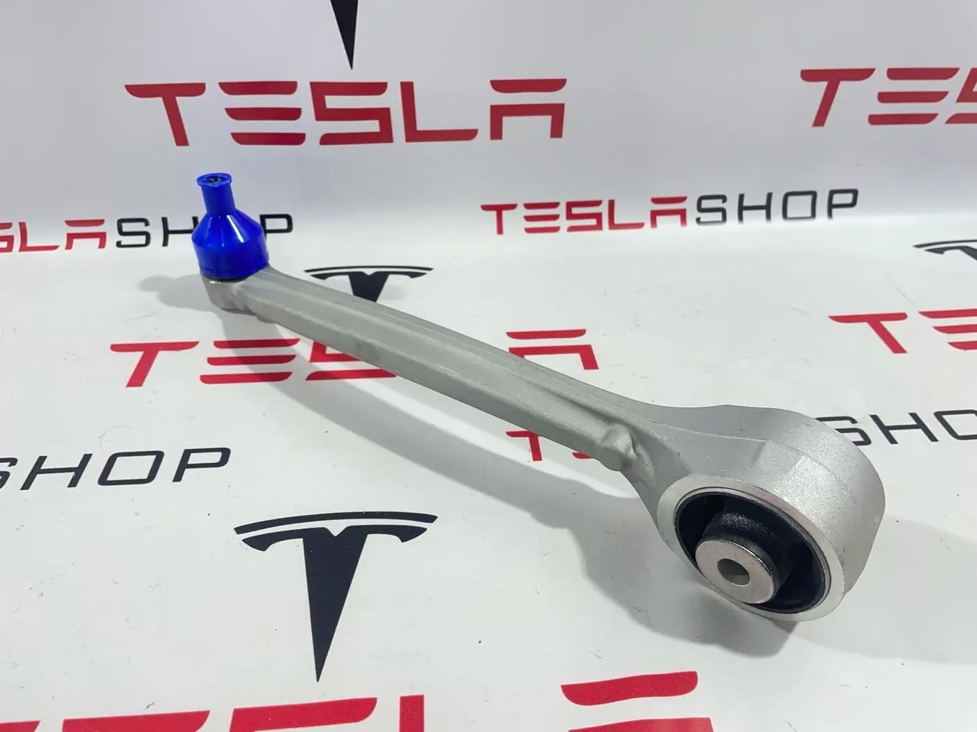 Рычаг передний к Tesla Model S 2015