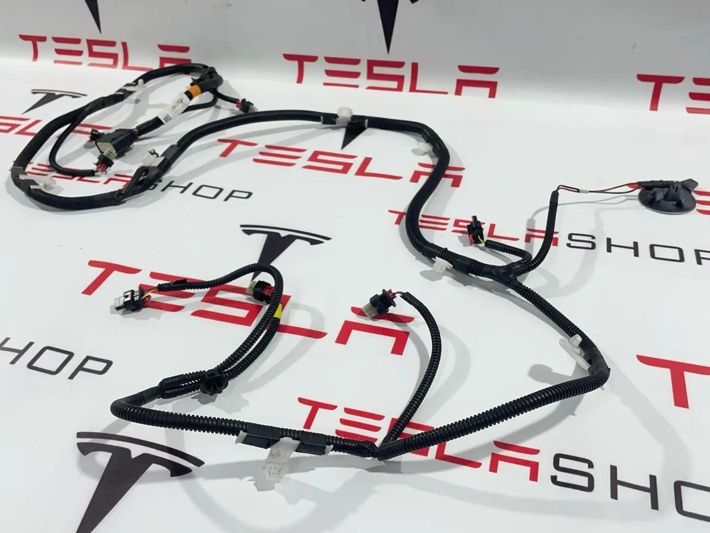 Проводка бампера переднего к Tesla Model Y 2021