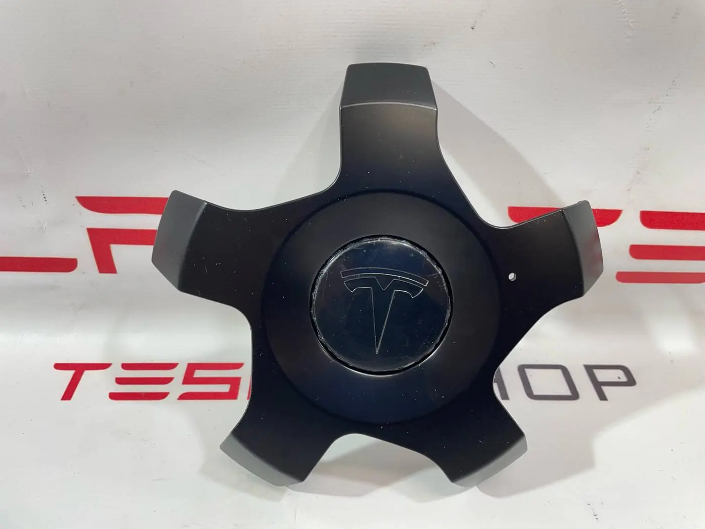 Колпачок литого диска к Tesla Model X 2022