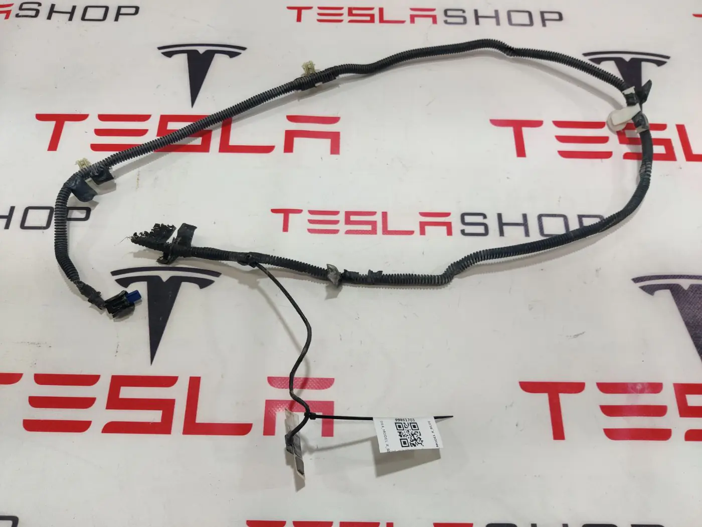 Антенна  к Tesla Model X 2016