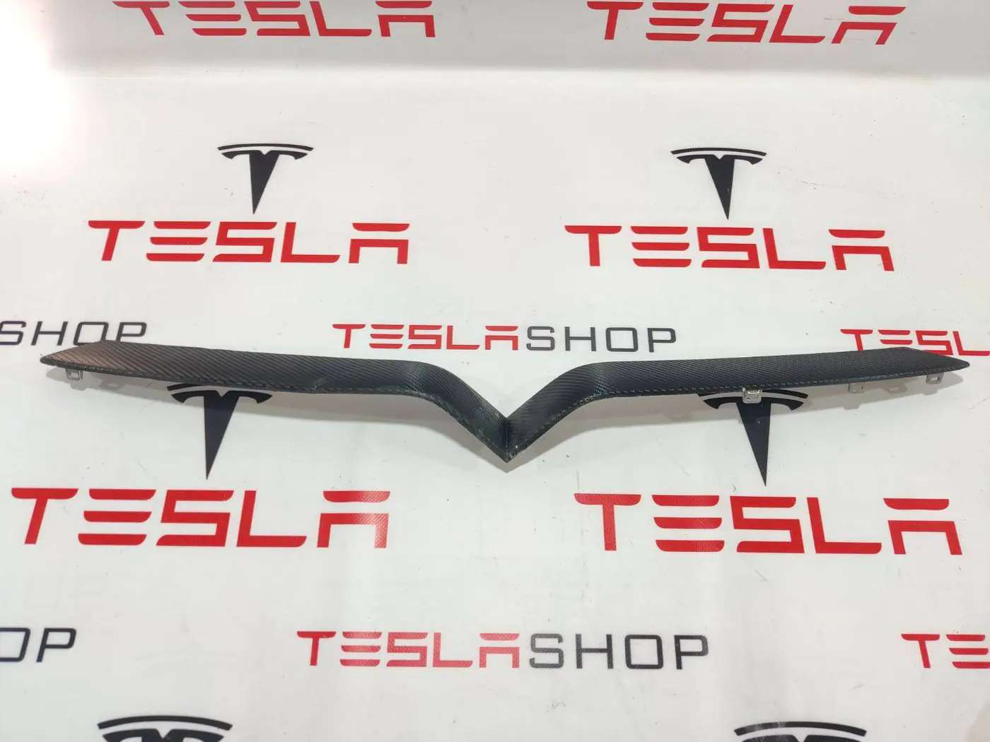 Молдинг бампера переднего к Tesla Model X 2016