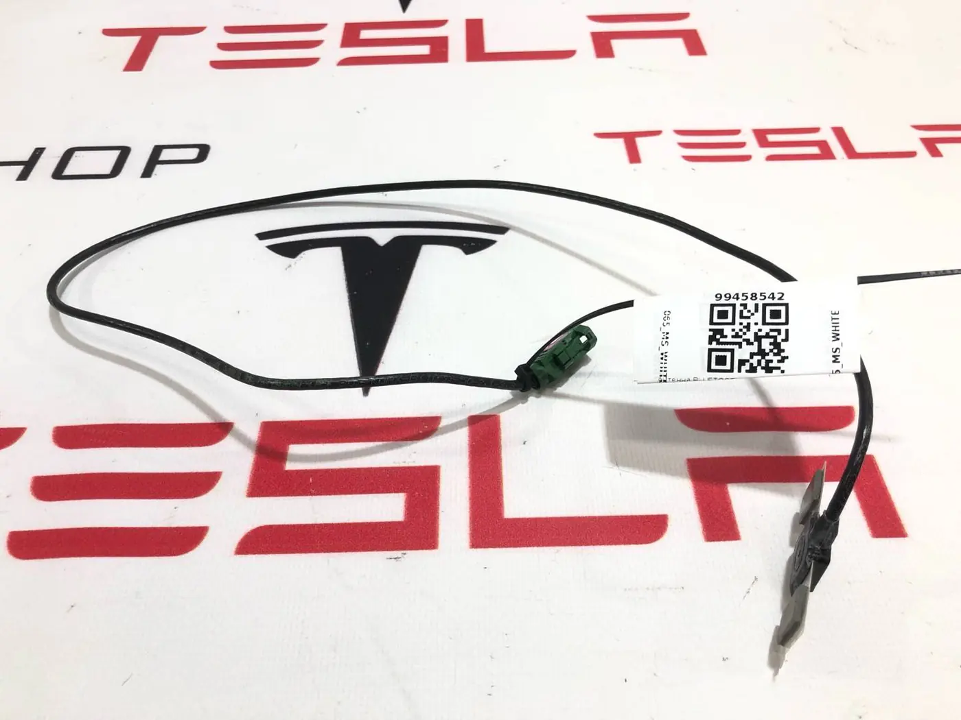 Антенна Bluetooth к Tesla Model S 2019