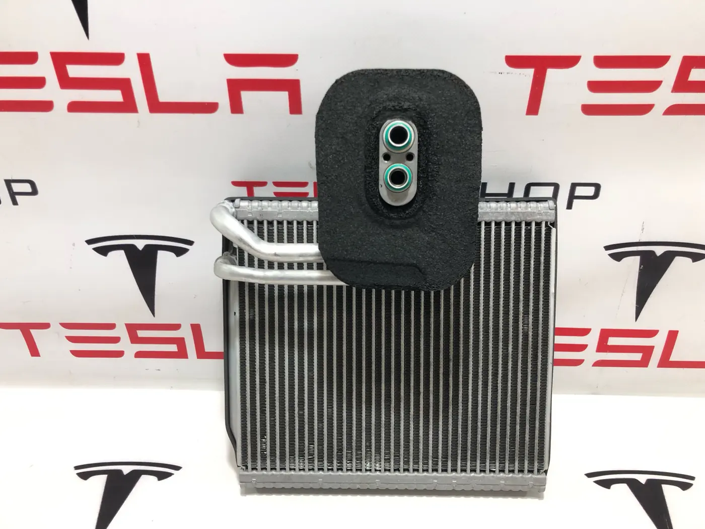 Радиатор EGR к Tesla Model X 2019