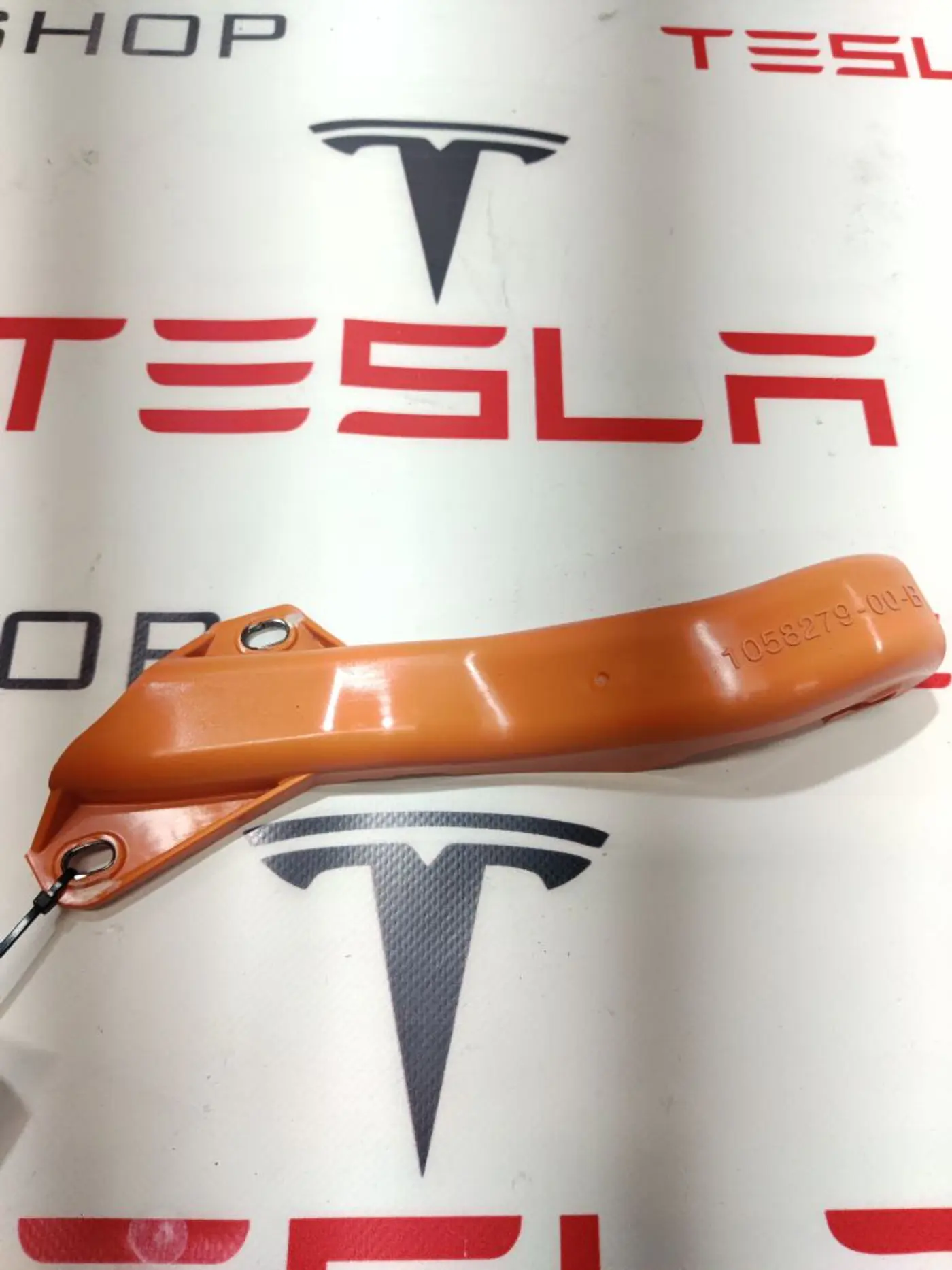 Заглушка к Tesla Model X 2016